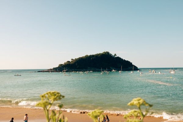 Détente et loisirs dans des campings 4/5 Étoiles au pays basque