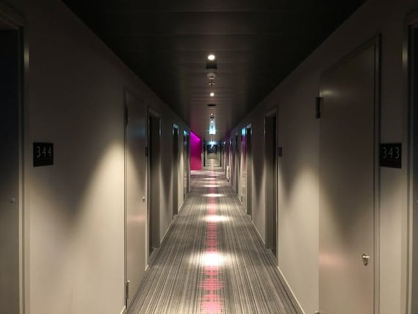 Comment choisir un hôtel 2 étoiles selon ses besoins et son budget ?