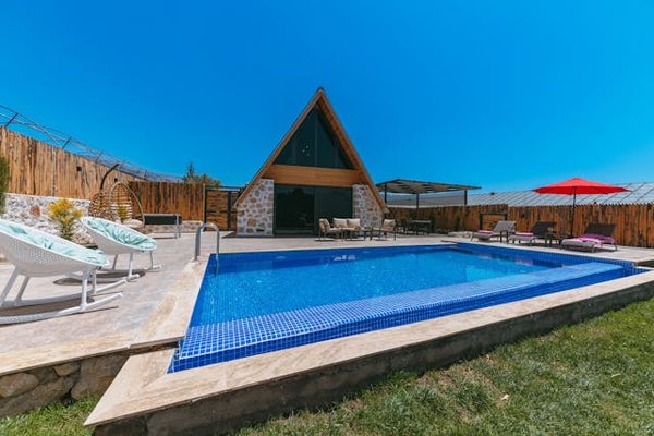Plaisirs aquatiques dans un camping 4 étoiles dans la Drôme